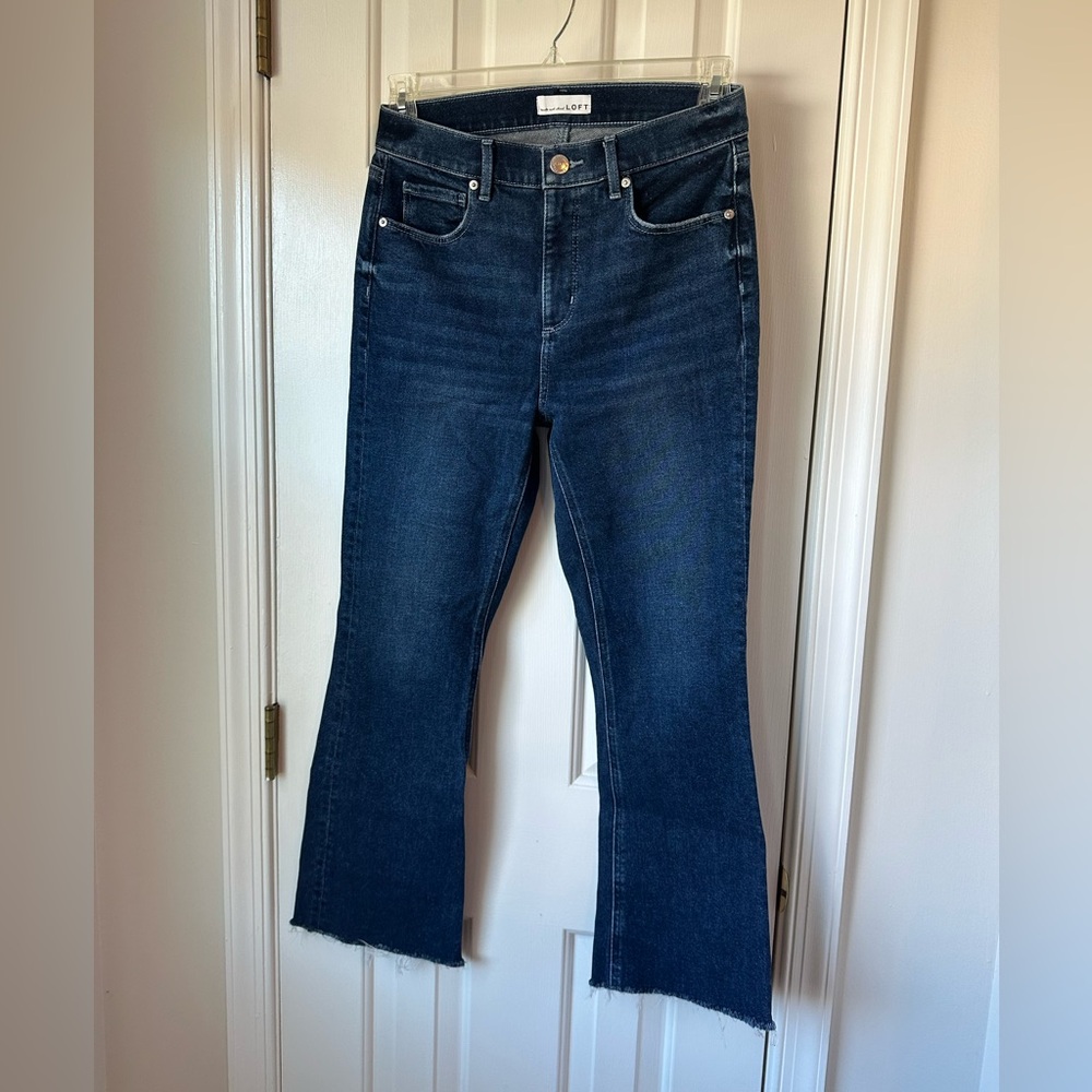 Loft Flare Crop Jeans in Bright Authentic Indigo Size 27
